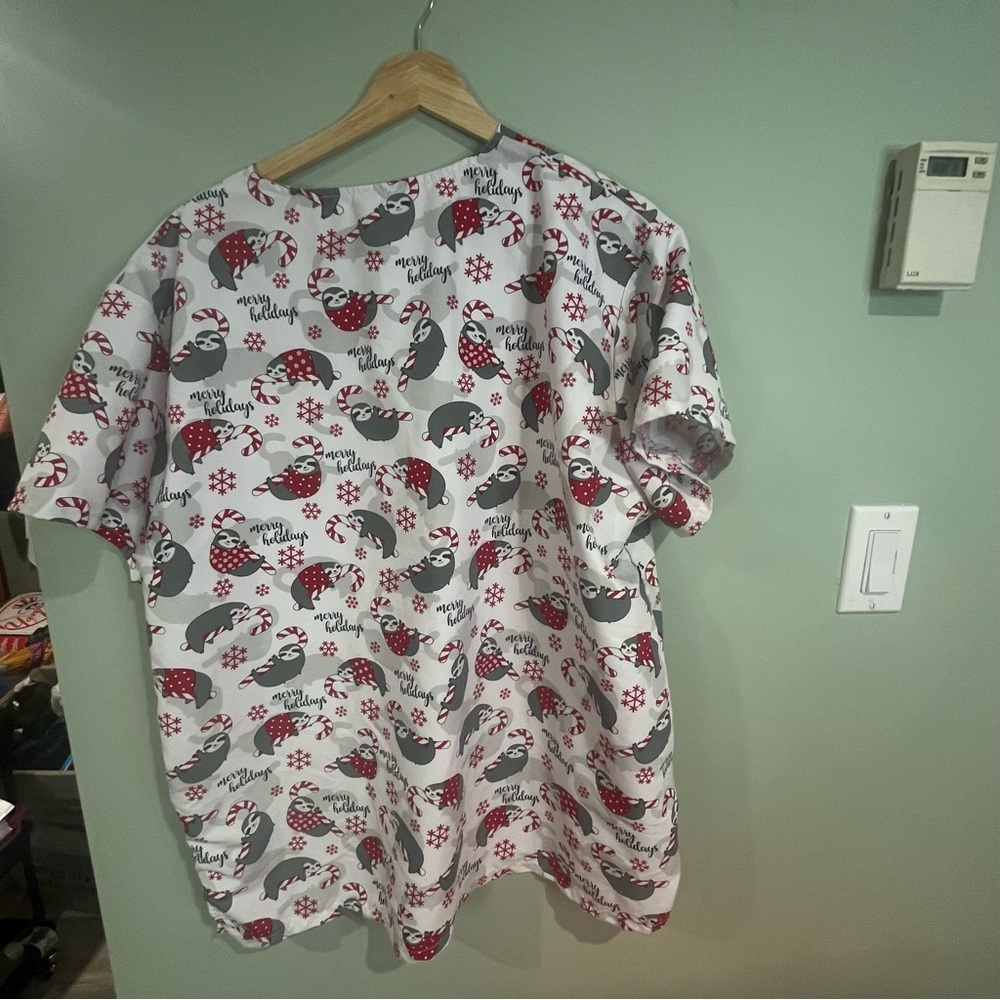 6/$25 Holiday Sloth Print Short-Sleeve Scrub Top - White/Red/Gray - Picture 6 of 8